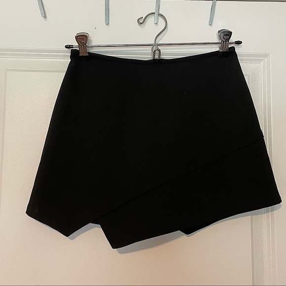 Pants - Black Skort.